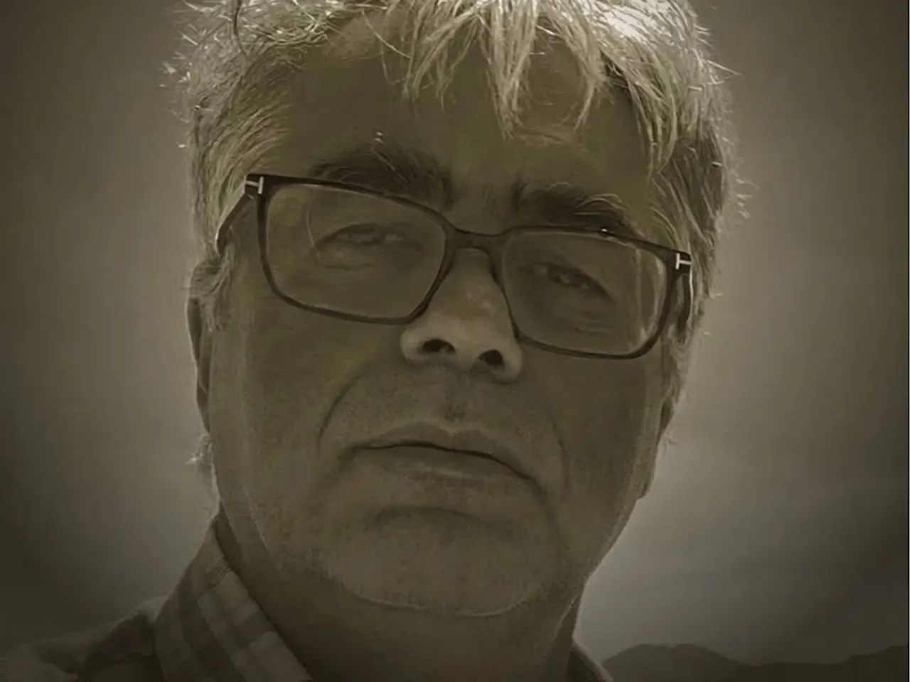 Portrait of Pierre Heuzé, founder of Khôra & Praxis